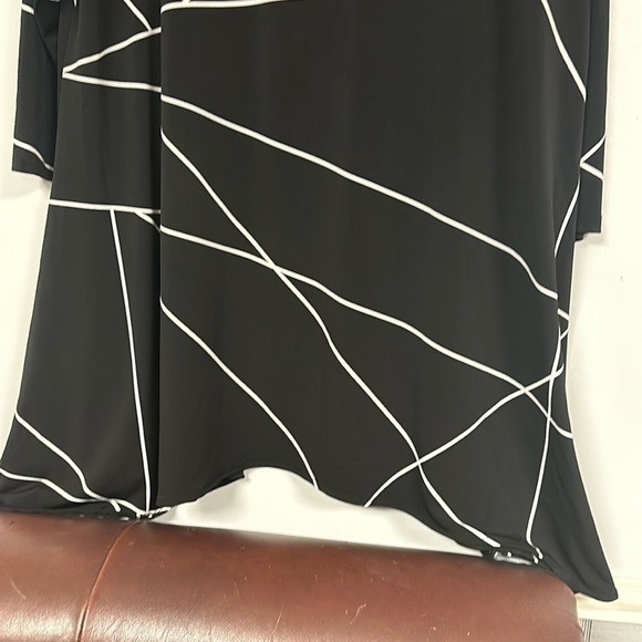 Alfani Geometric Back & White Printed Stretchy Boat-Neck Tunic Top , XL, EUC - Picture 5 of 8